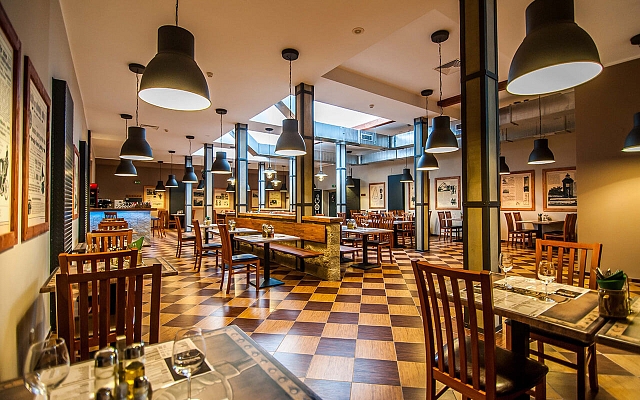 Nostalgia restaurant