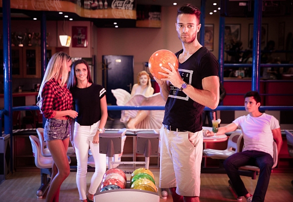Bowling