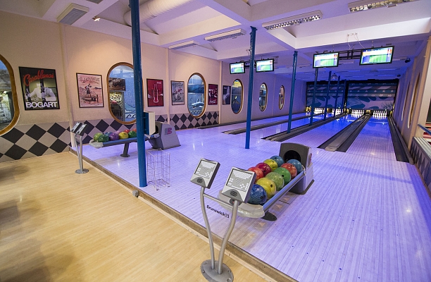Bowling