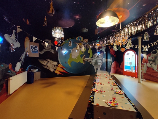 Narozeninové místnosti